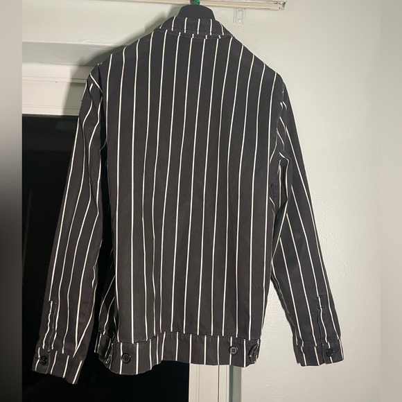 Black and white striped lightweight jacket - Picture 3 of 3